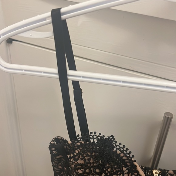 Black Lace Adjustable Strap Dress - Picture 4 of 7